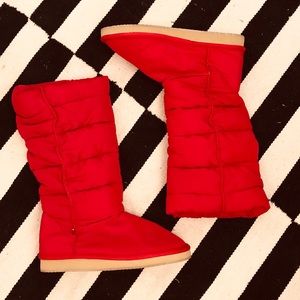 🆕 Winter puffy boots NWOT